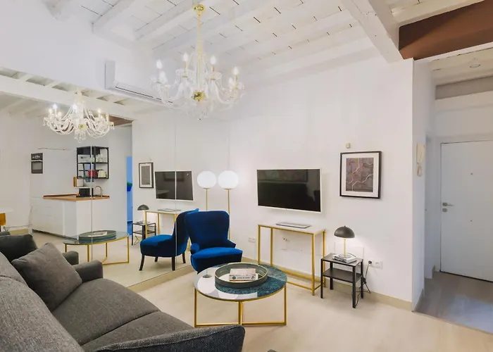 Rincon De Ollerias - Central Apartment With Parking